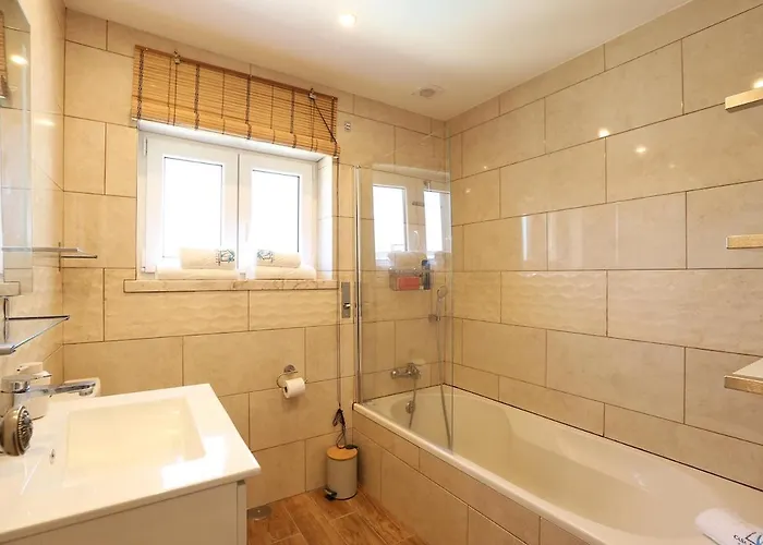 T3-house Of The Palm Tree * ナザレ