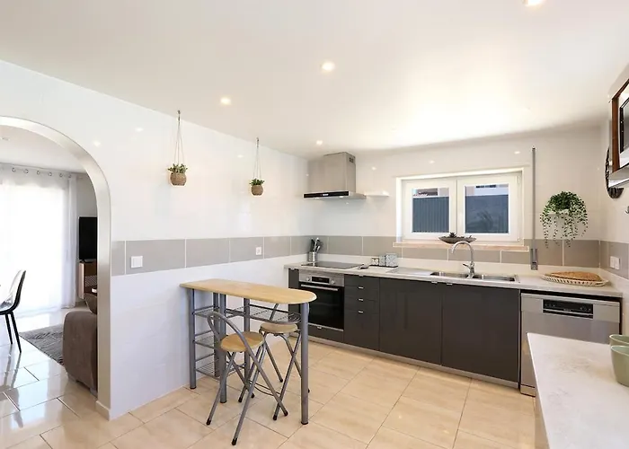 T3-house Of The Palm Tree